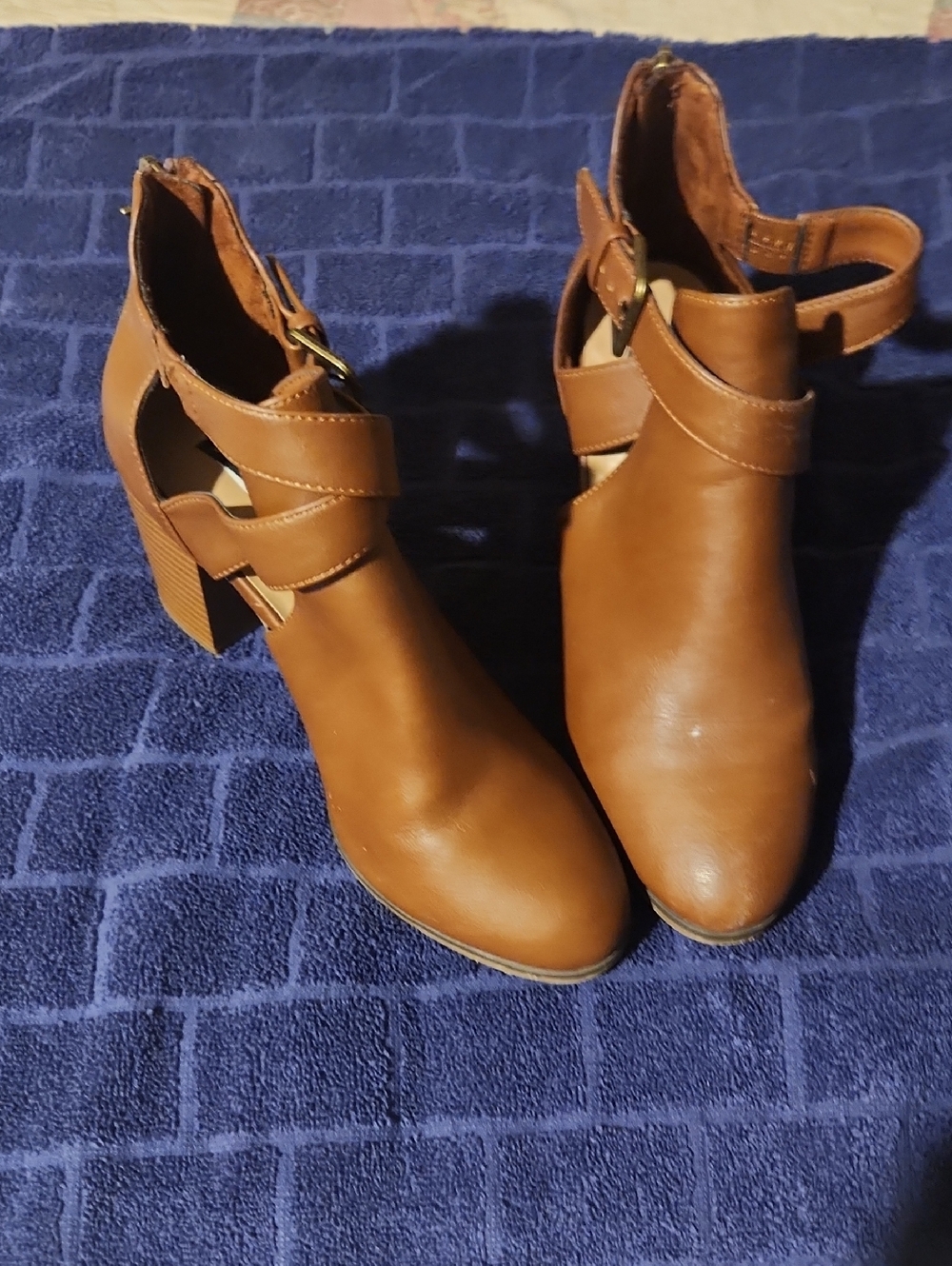 Women’s Tan Strappy Block Heel Ankle Boots